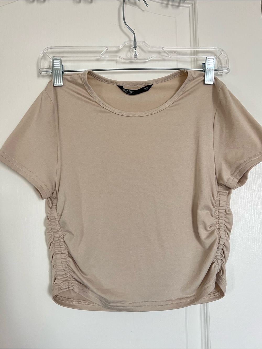Active USA Beige Short Sleeve Ruched Tee